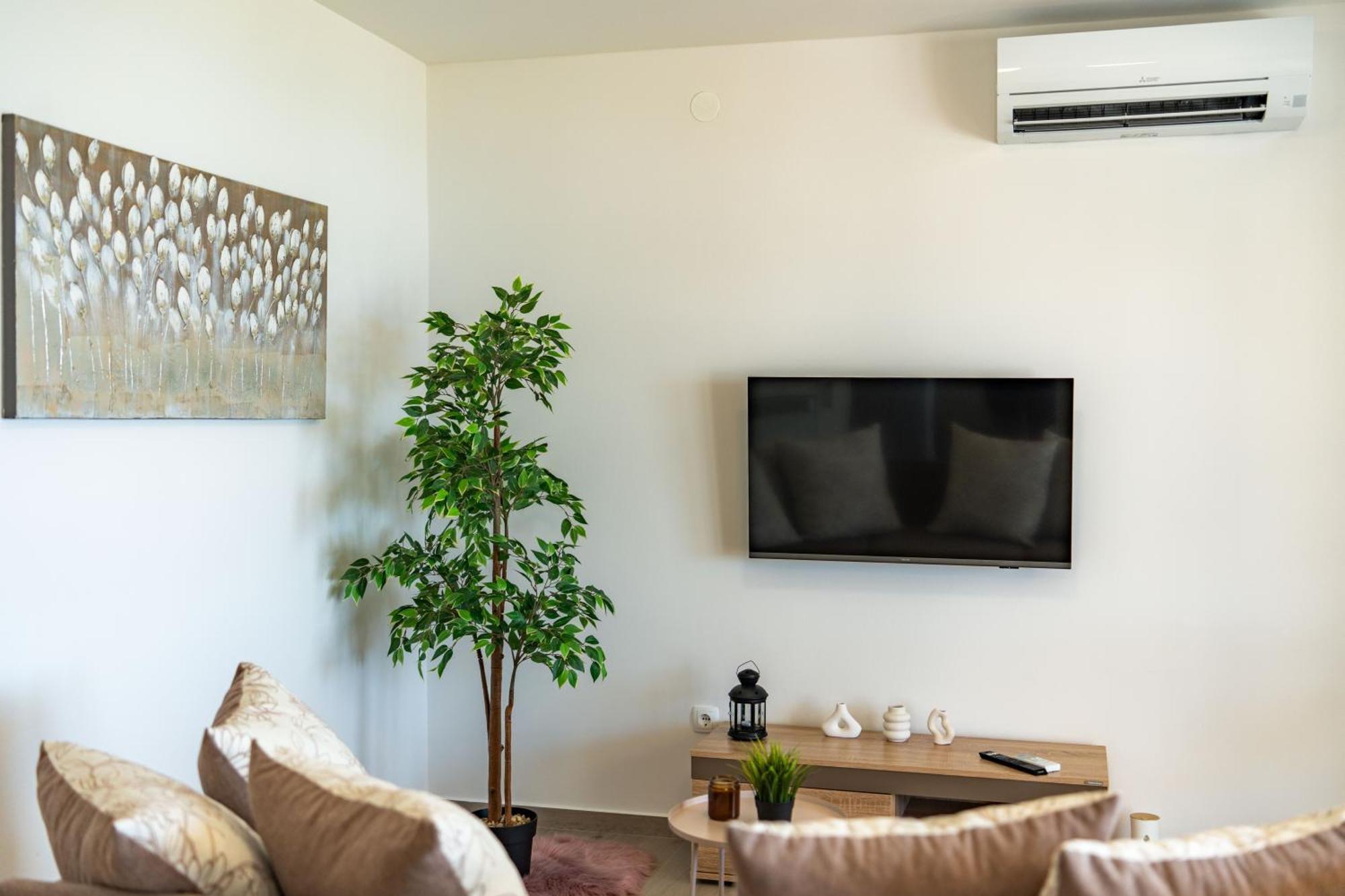 Apartman Petra S Pogledom Na More Banjol Ngoại thất bức ảnh